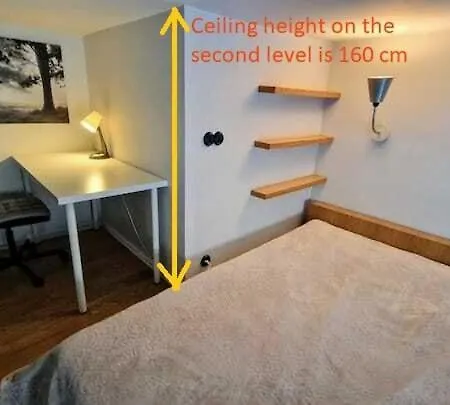 Cozy Two-story Loft 6 Апартаменты *