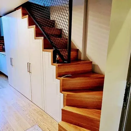 Cozy Two-story Loft 6 *